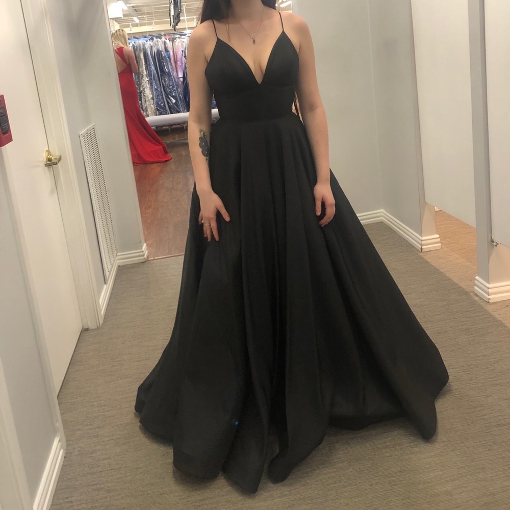 Sherri Hill Prom Dress